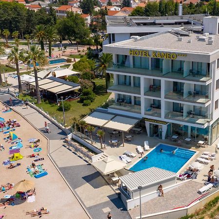 Kaneo Beach Hotel Новаля Екстериор снимка