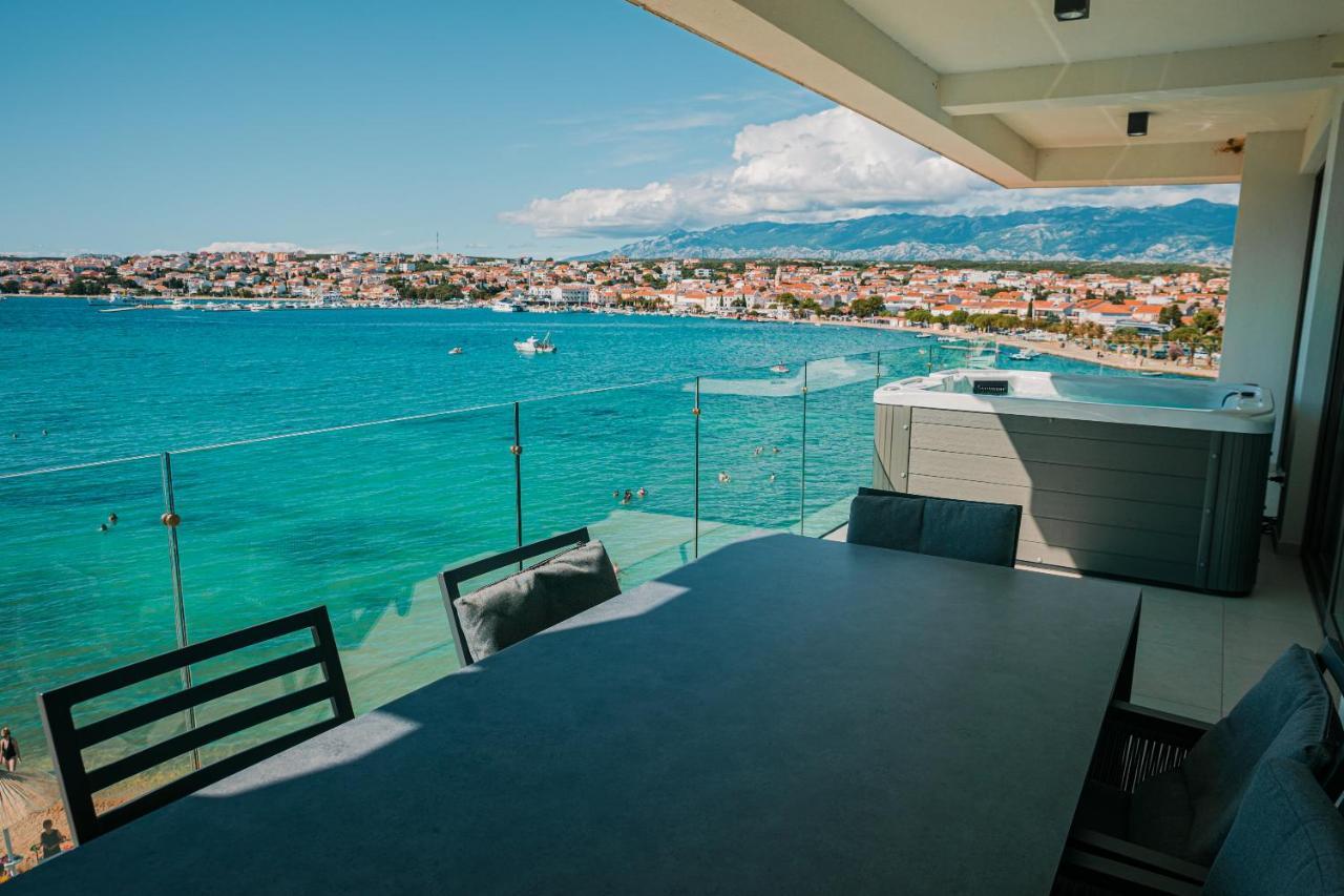 Kaneo Beach Hotel Новаля Екстериор снимка