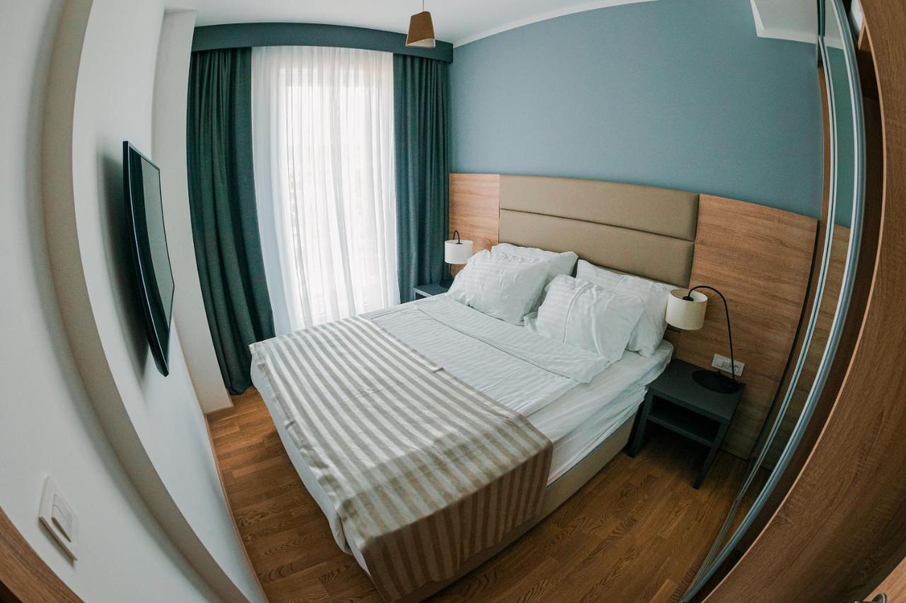 Kaneo Beach Hotel Новаля Екстериор снимка