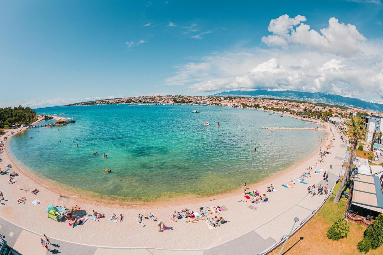 Kaneo Beach Hotel Новаля Екстериор снимка